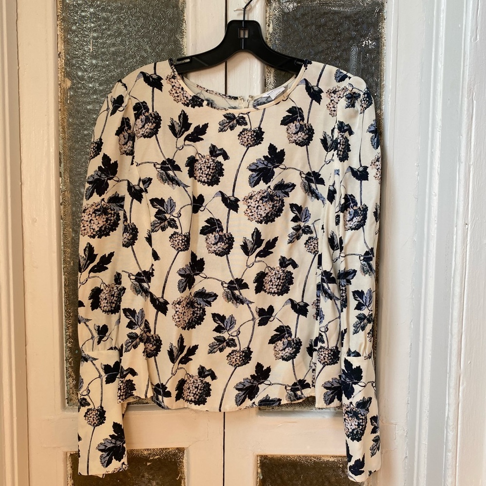 NWT Club Monaco Hydrangea Blouse
